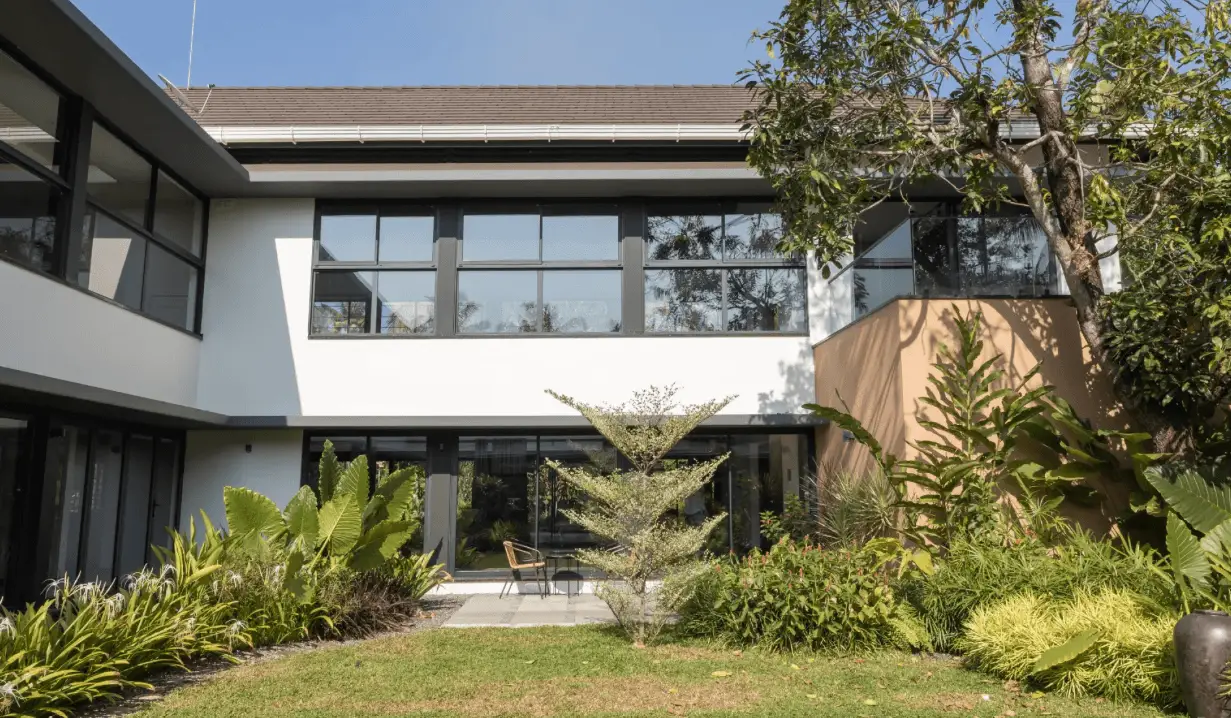 Modern aluminium windows designs