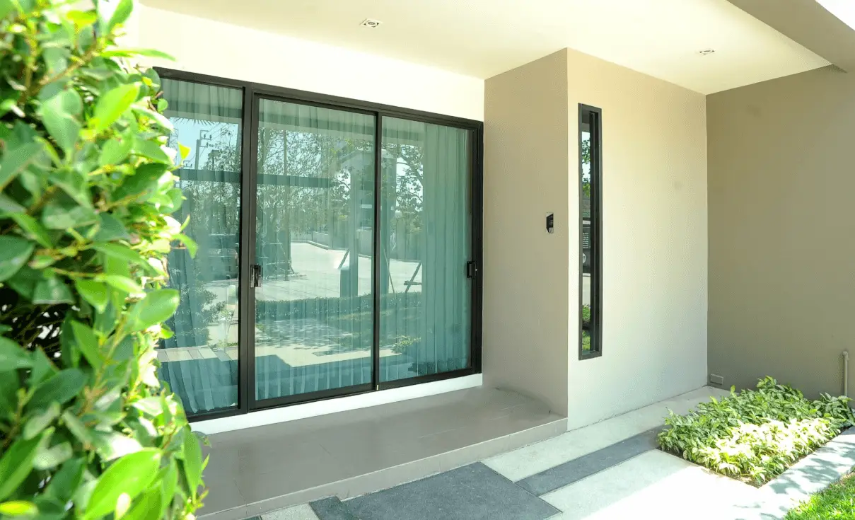 Types of aluminium door design