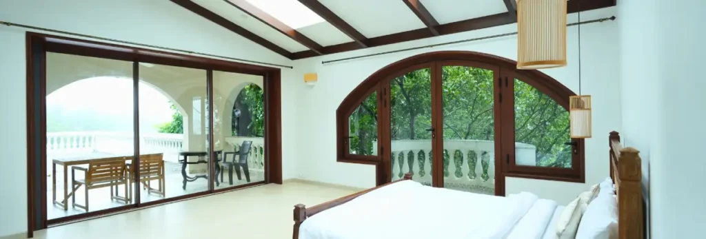 Modern aluminium windows for home